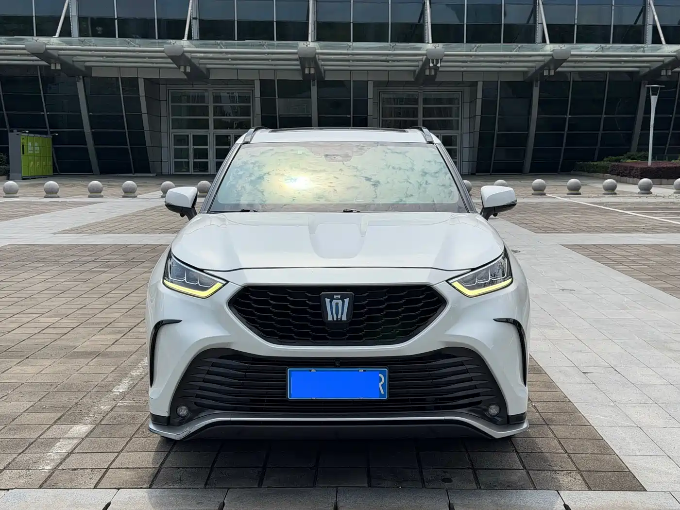 Toyota Crown Kluger 2021 2.5L HEV 4WD Elite фото 2