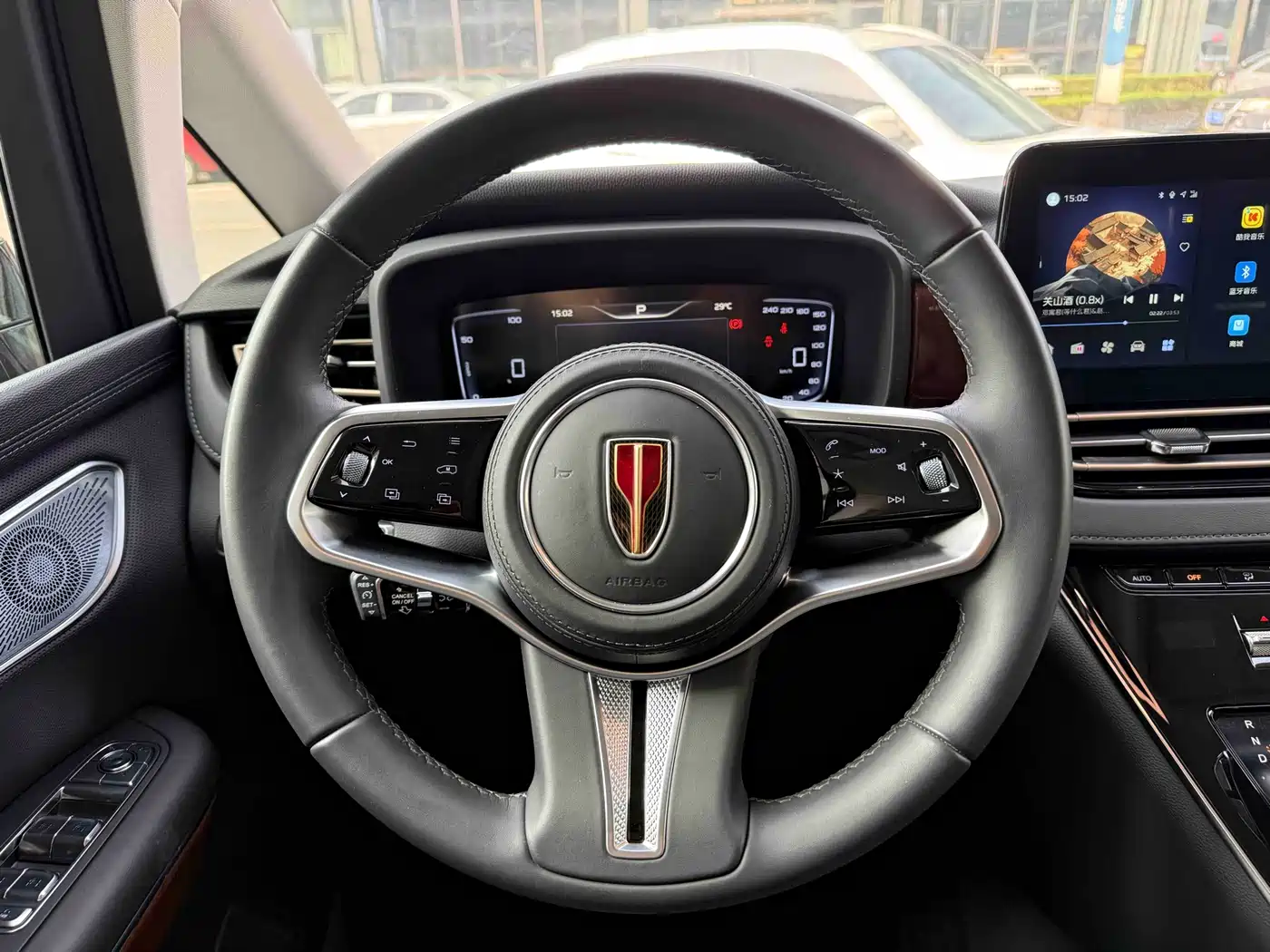 Hongqi HQ9 PHEV 2024 Model 2.0T AWD Luxury Edition фото 15