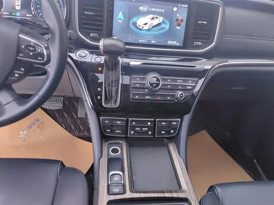 GAC Trumpchi Trumpchi M8 2020 Pilot 390T Premium Edition фото 16