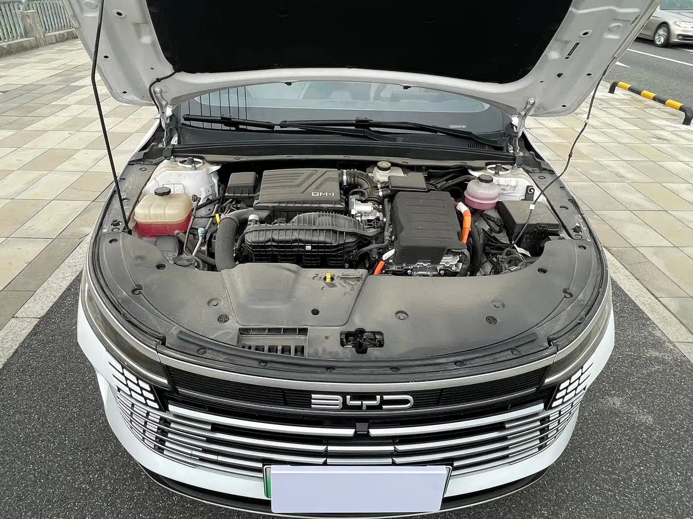 BYD Destroyer 05 2024 Glory Edition DM-i 120KM Luxury фото 19