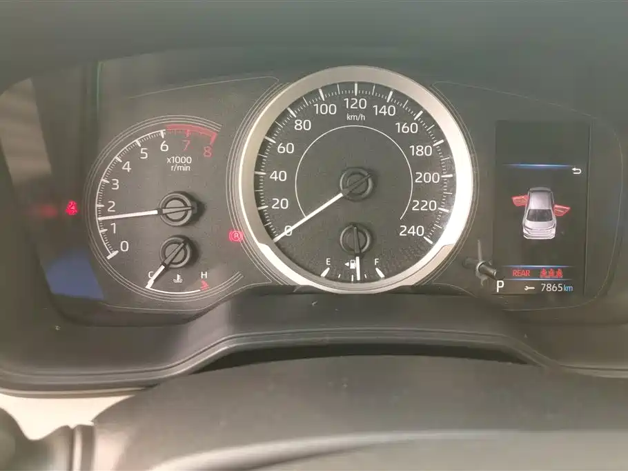 Toyota Corolla 2019 1.2T S-CVT GL Pioneer Edition фото 14