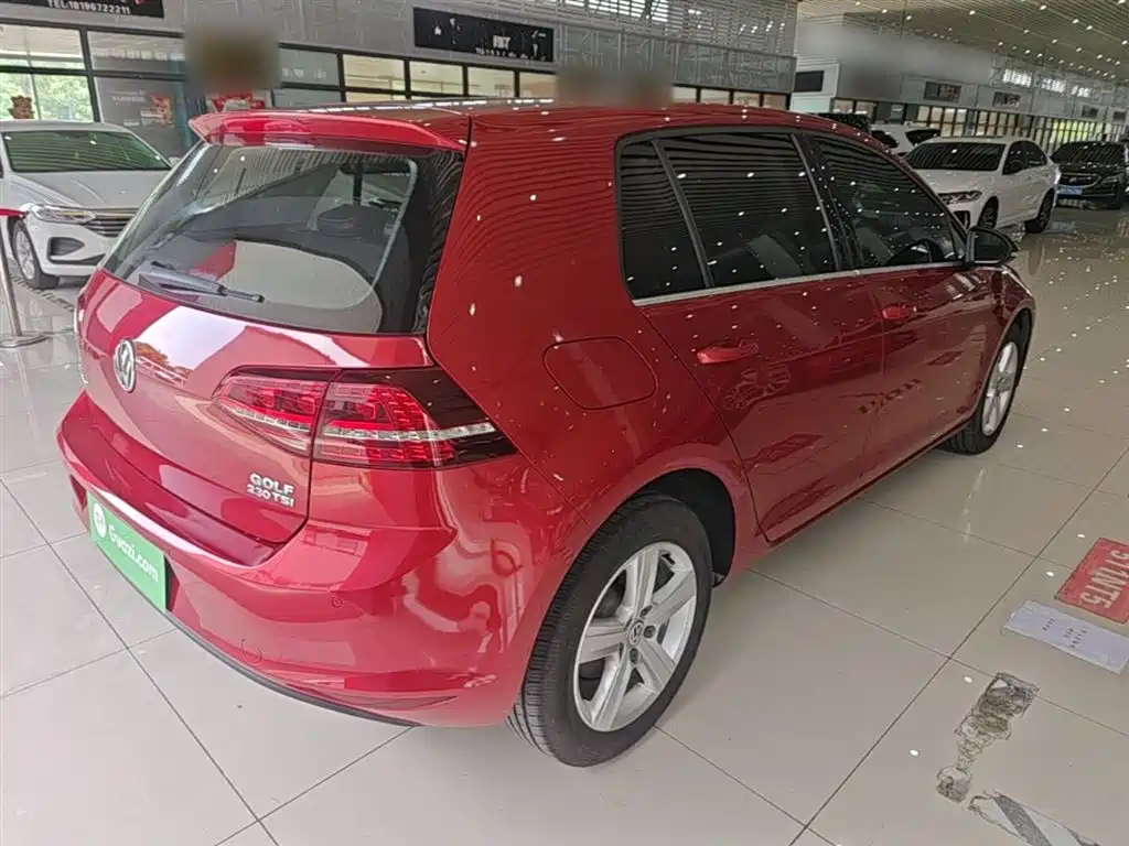 Volkswagen Golf 2017 230TSI Auto Comfort Millionth Anniversary Edition фото 7