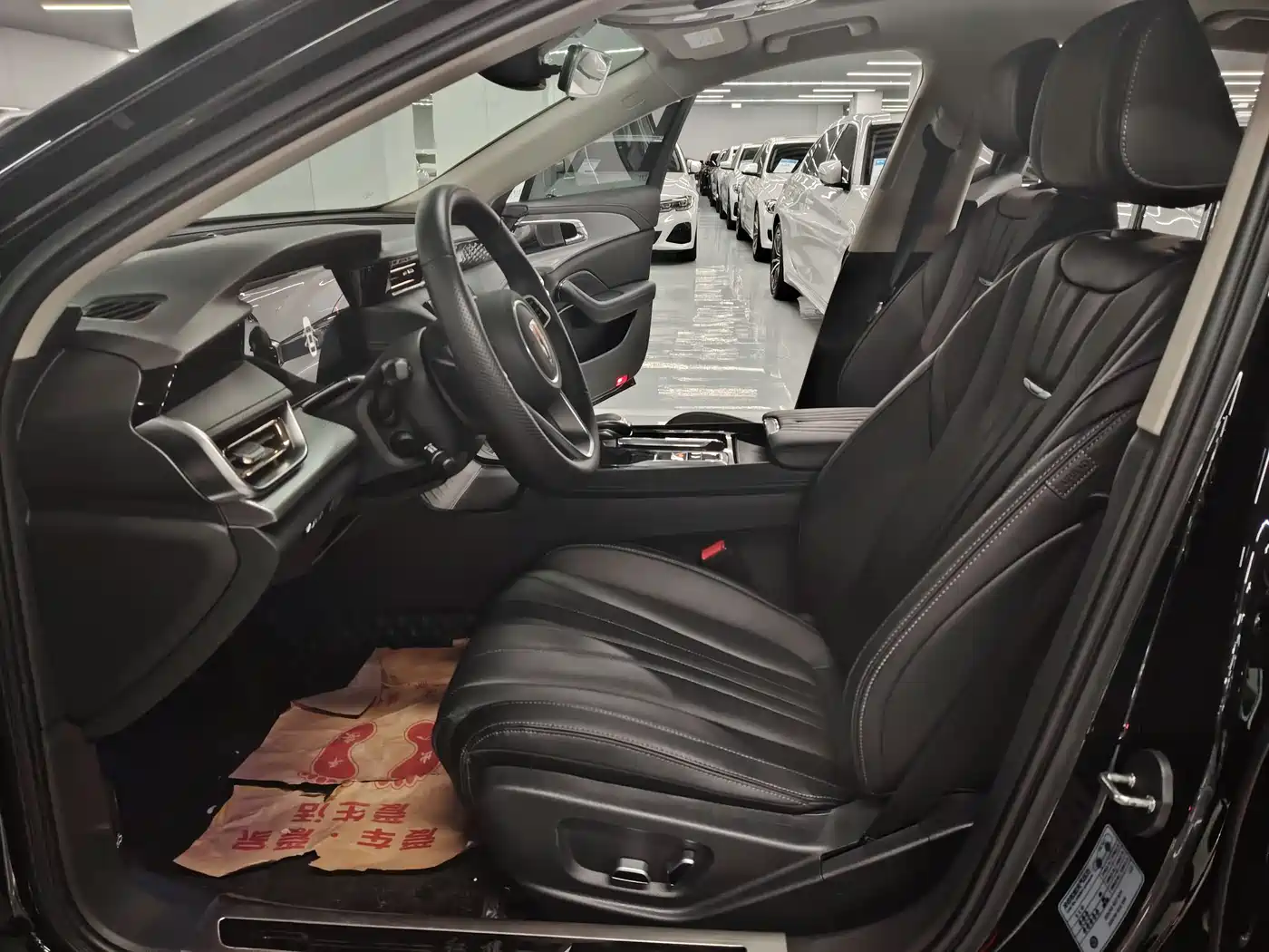 Hongqi H5 2024 1.5T HEV Smart Connect Flag Rhythm Edition фото 4