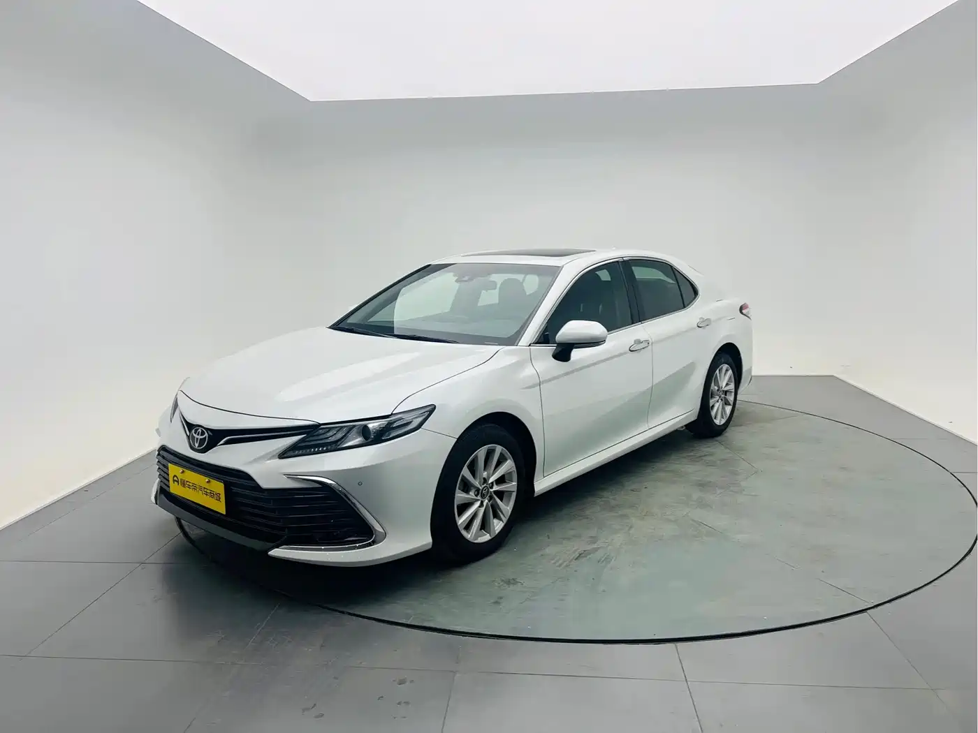 Toyota Camry 2021 2.0G Luxury Edition