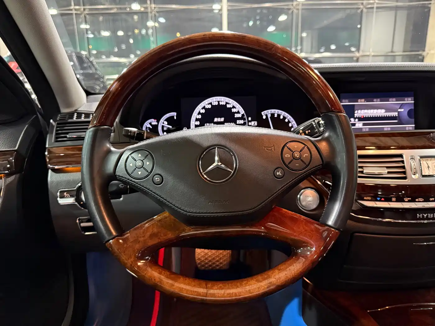 Mercedes-Benz S-Class 2010 Model S 400 L HYBRID фото 13