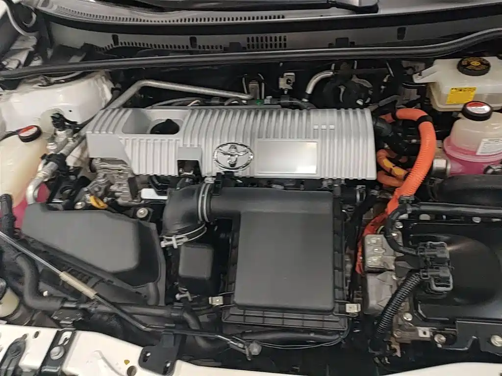 Toyota Corolla 2016 Dual Hybrid 1.8L E-CVT Elite Edition фото 20