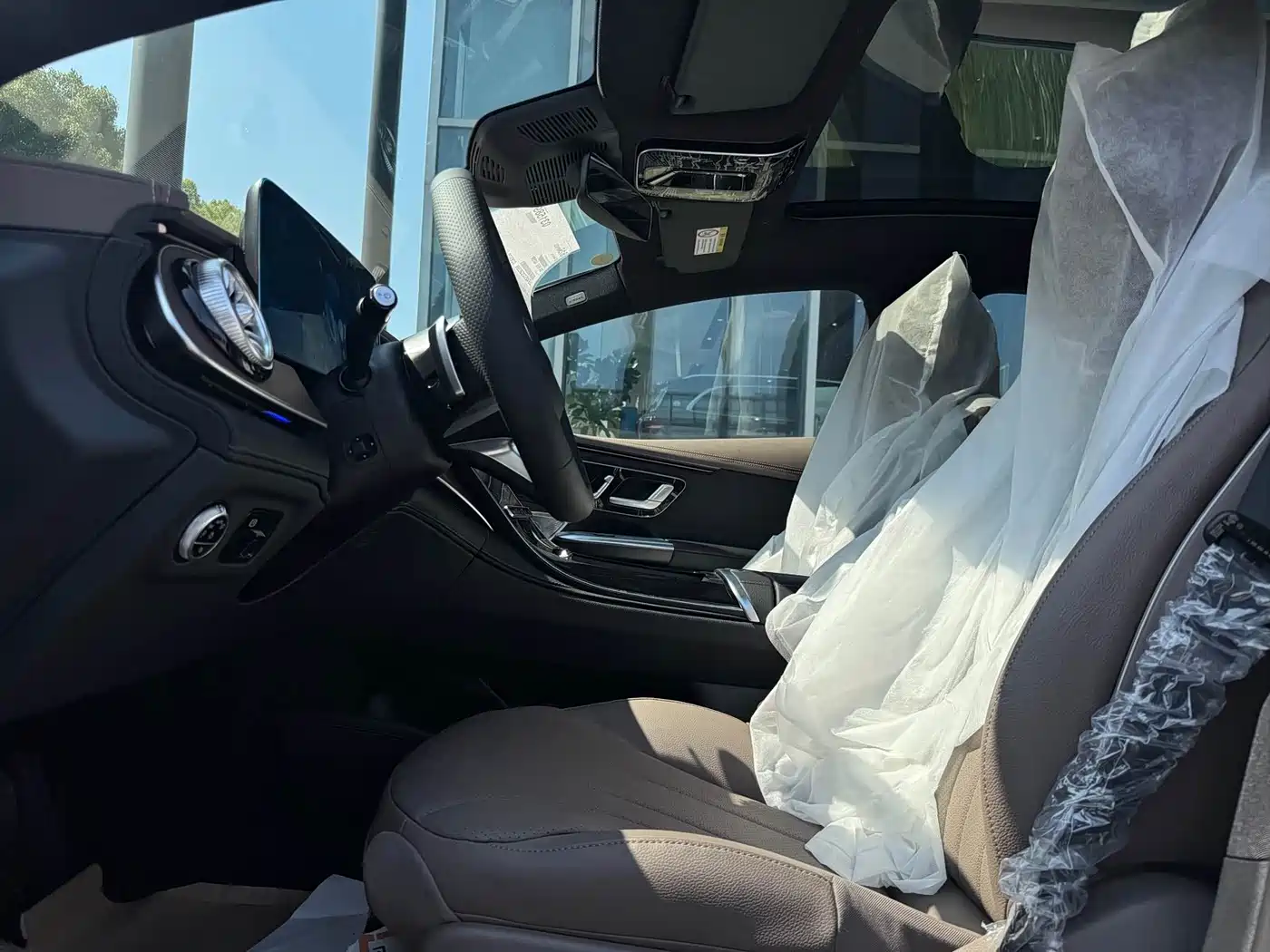 Mercedes-Benz EQE 2025 2025 Model 500 4MATIC Luxury Edition