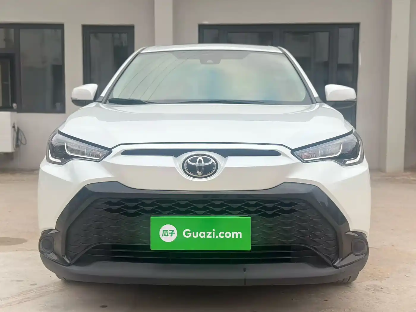 Toyota Frontlander 2023 2.0L CVT Leading Edition фото 2