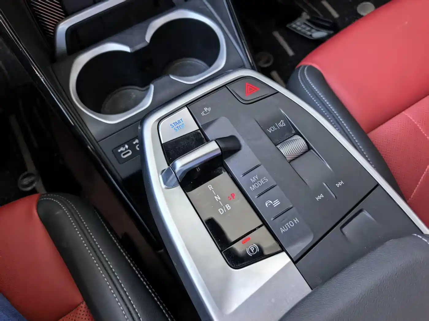 BMW iX1 2023 xDrive30L M Sport Package фото 8