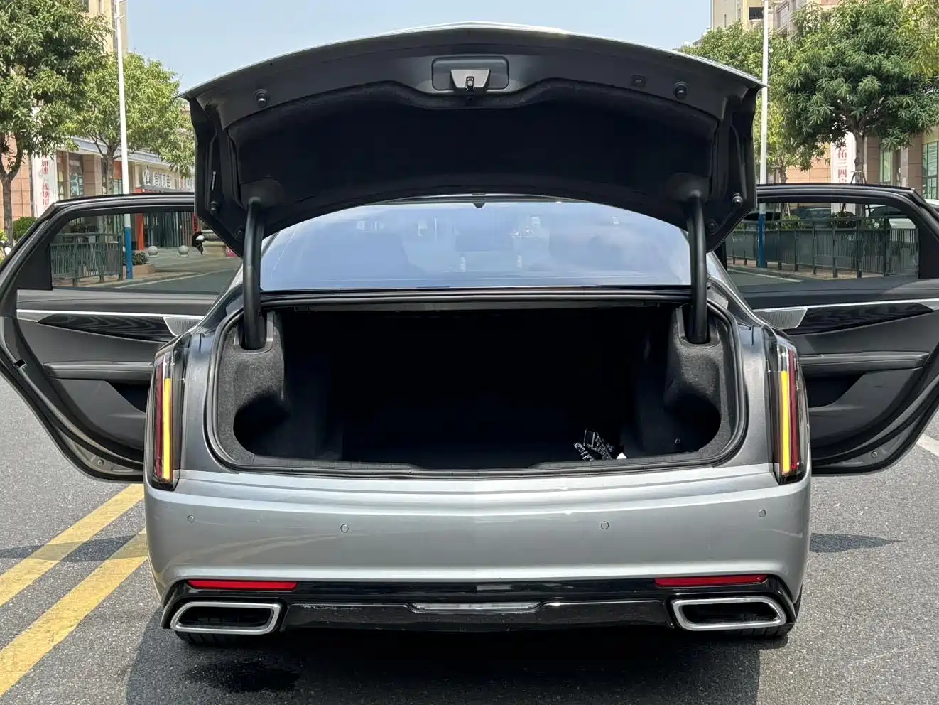 Cadillac CT6 2023 28T Luxury Edition фото 19