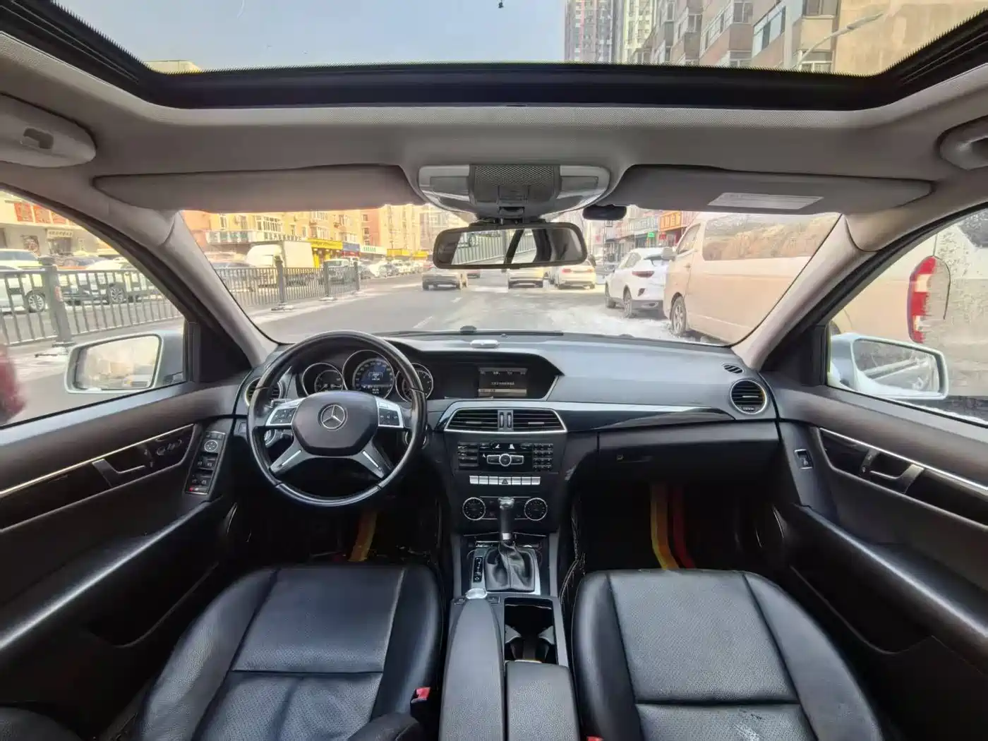 Mercedes-Benz C-Class 2013 Model C 180 CGI Classic фото 7