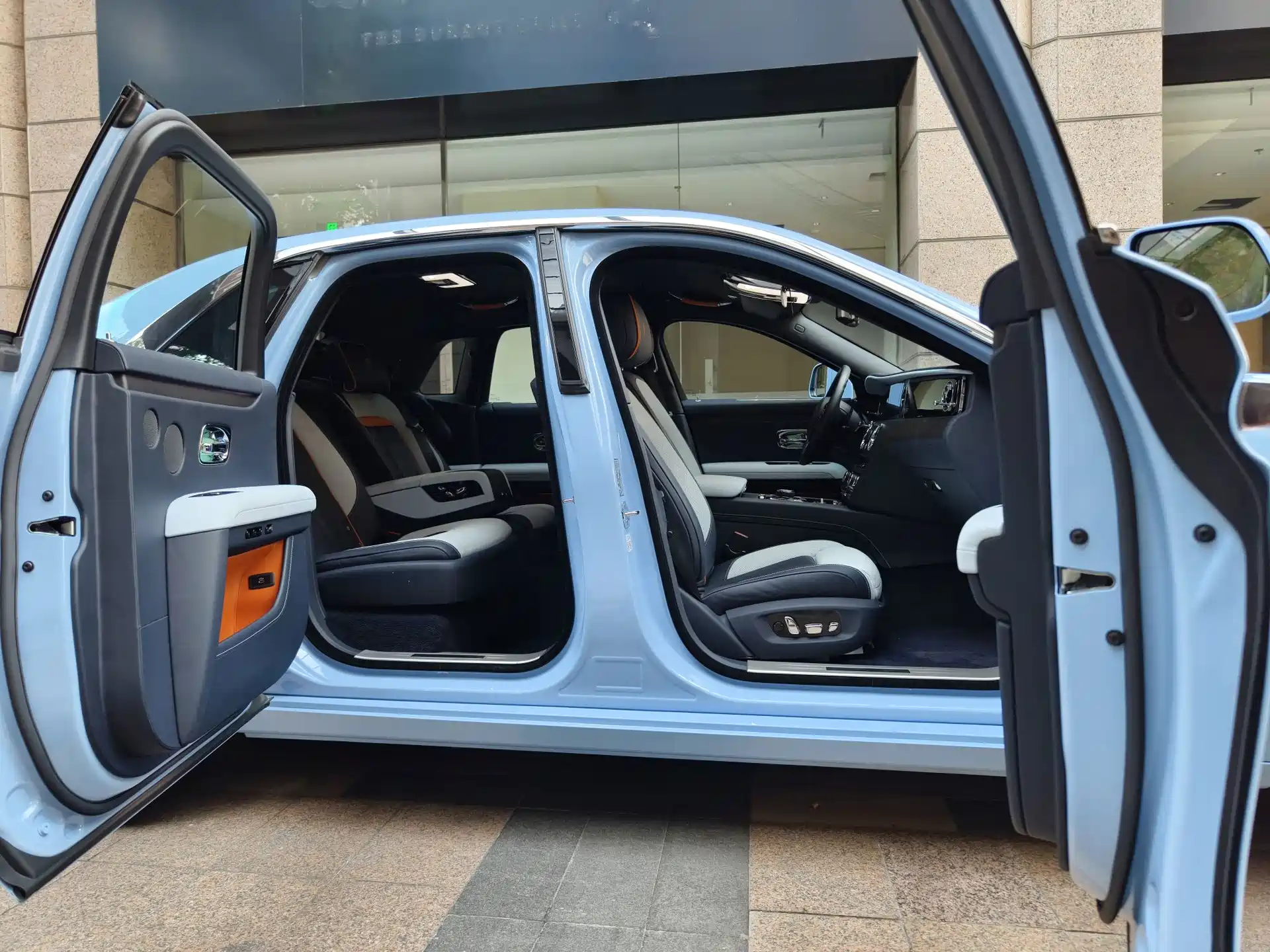 Фото 8 - Rolls-Royce Ghost
