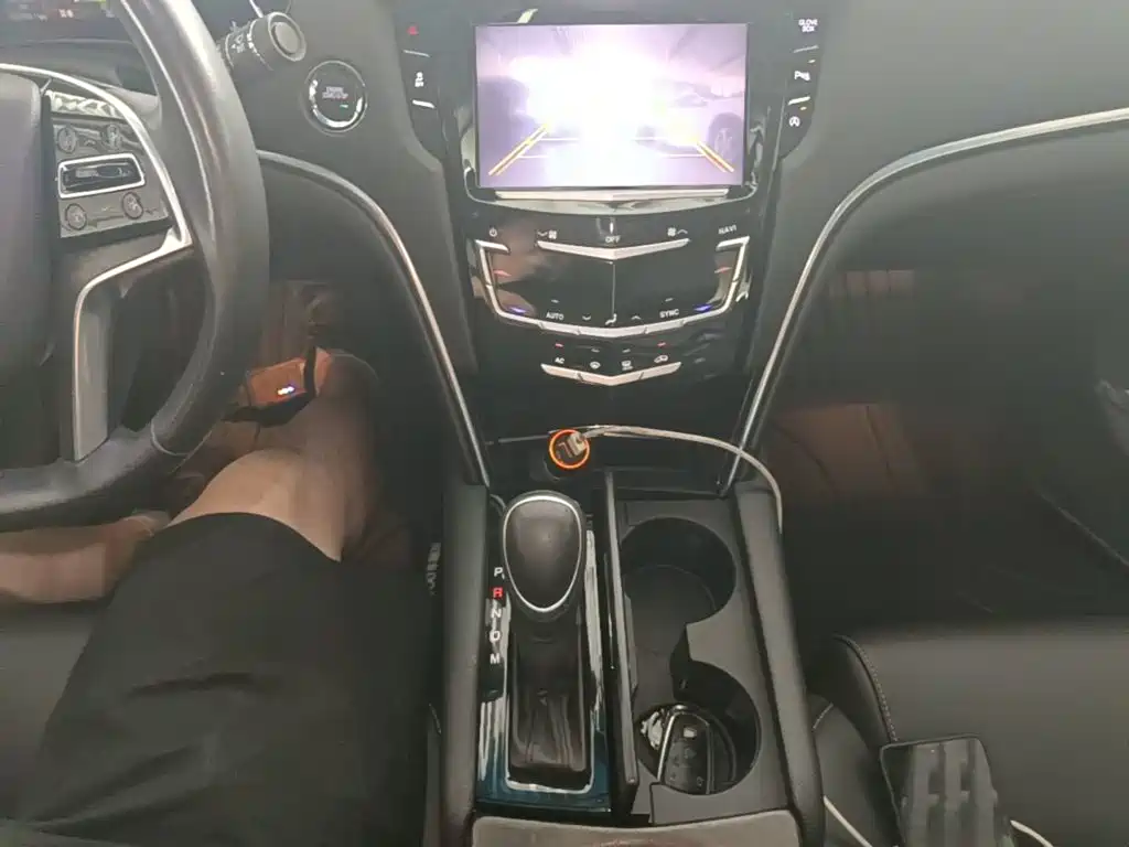 Photo 14 - Cadillac XTS