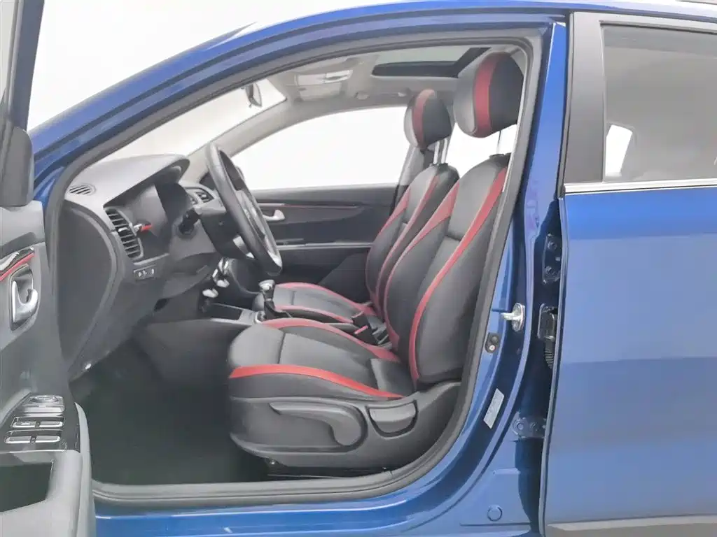 Kia KX CROSS 2019 1.6L Automatic Smart Sunroof Edition China VI фото 10