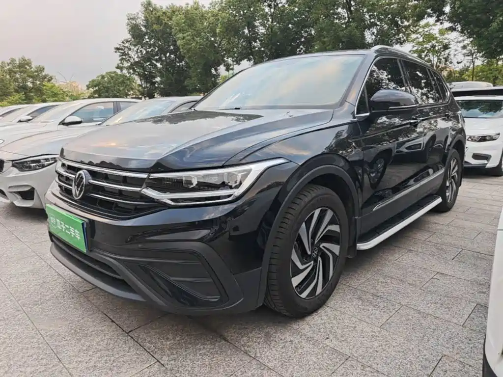 Volkswagen Tiguan L 2025 2024 Outstanding 300TSI Auto 2WD Dragon Soaring Edition