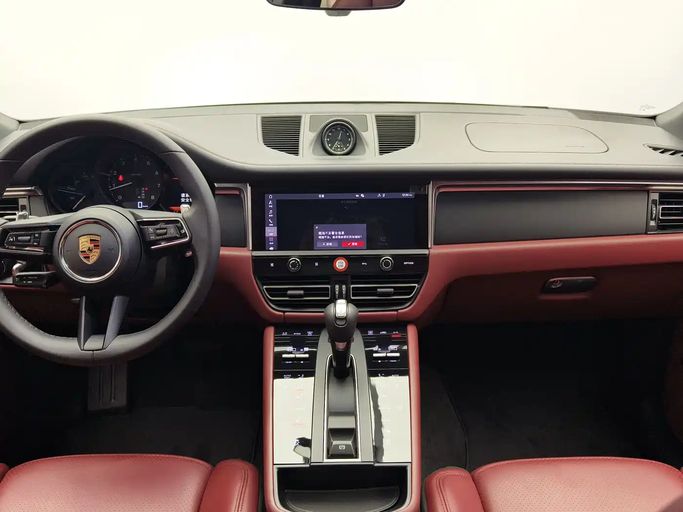 Porsche Macan 2024 Macan 2.0T фото 12