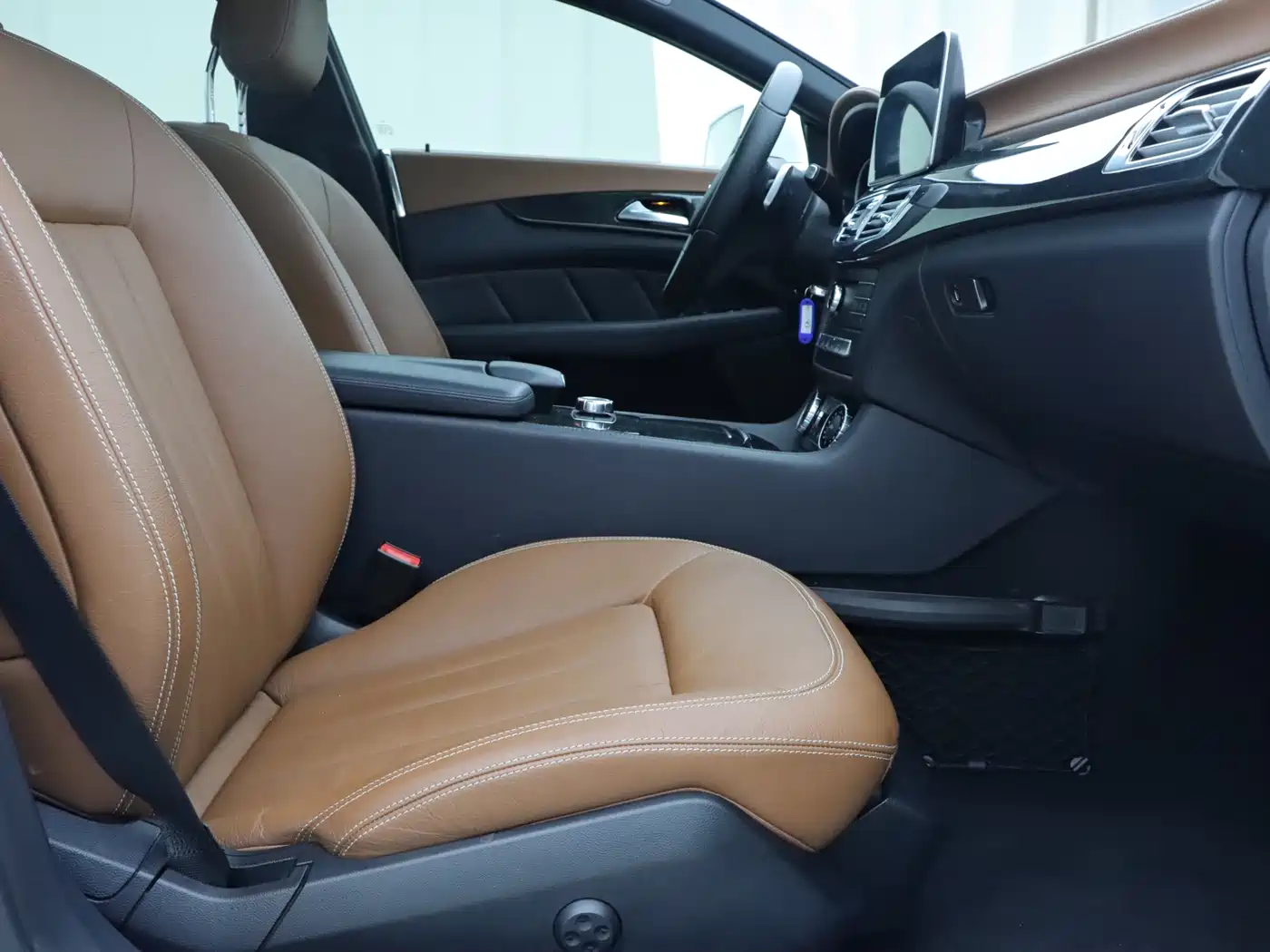 Mercedes-Benz CLS 2015 CLS 320 фото 8