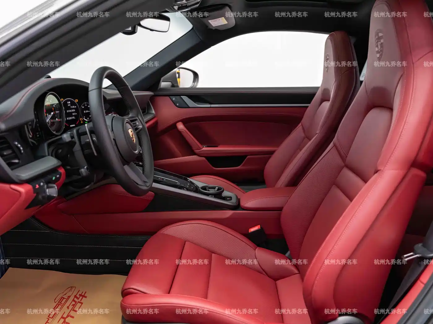 Porsche 911 2023 Carrera 3.0T фото 12