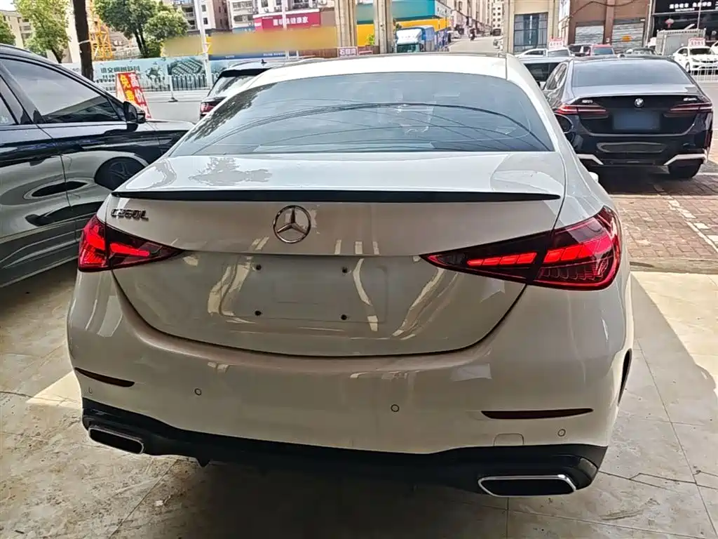 Mercedes-Benz C-Class 2023 C 260 L Night Edition Sport фото 6