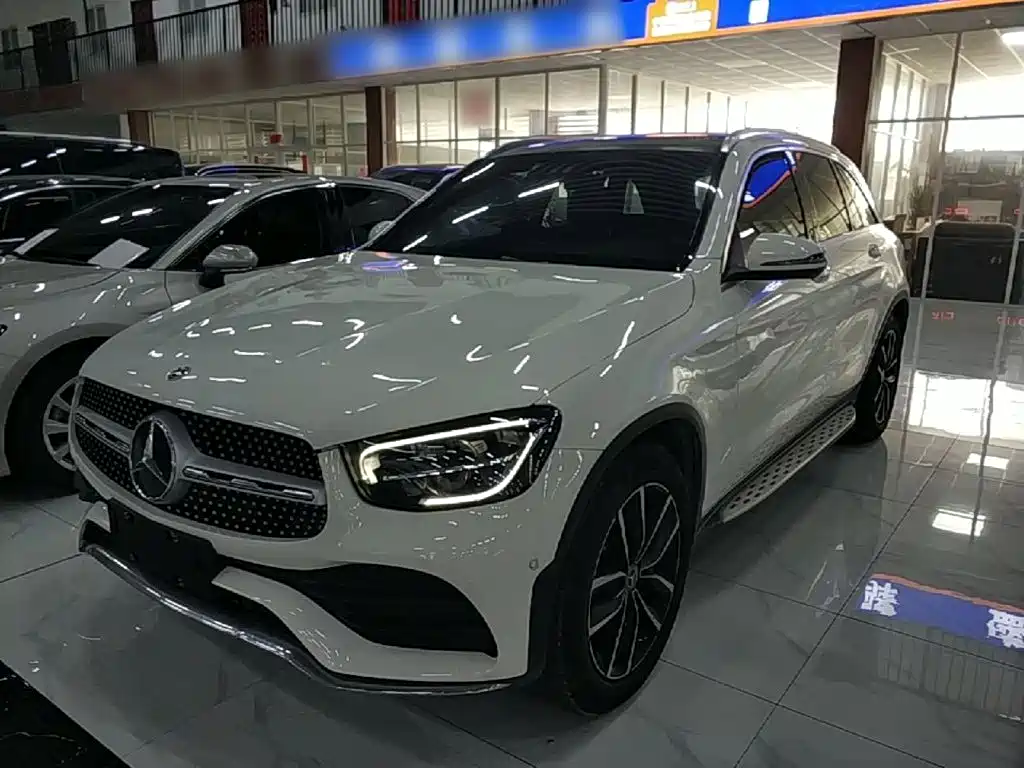 Photo 1 - Mercedes-Benz GLC