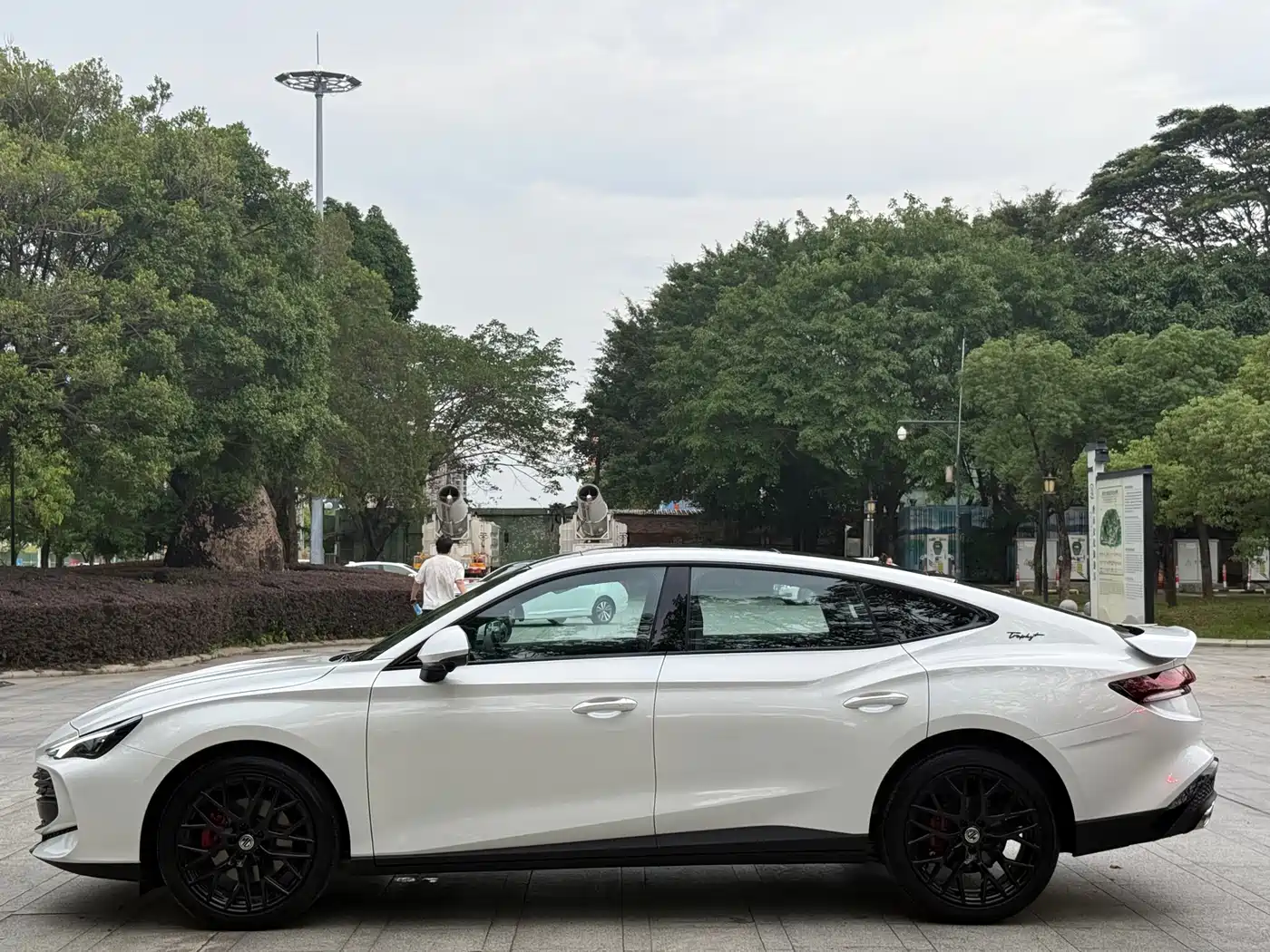 MG MG7 2026 Model 2.0T Trophy+ Super Sport Edition фото 14