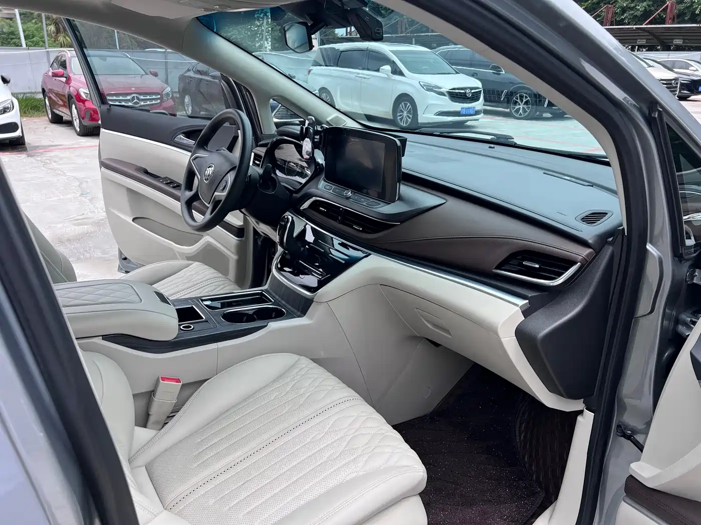 Buick GL8 2023 Model Land Business Class Smart фото 9