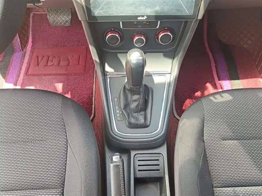 Volkswagen Bora 2016 Model 1.6L Automatic Fashion фото 16