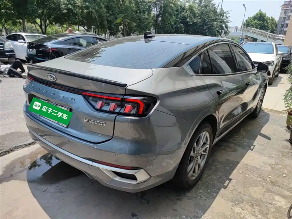 FORD MONDEO