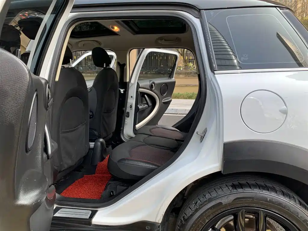 MINI COUNTRYMAN 2012 2011 1.6L COOPER Fun