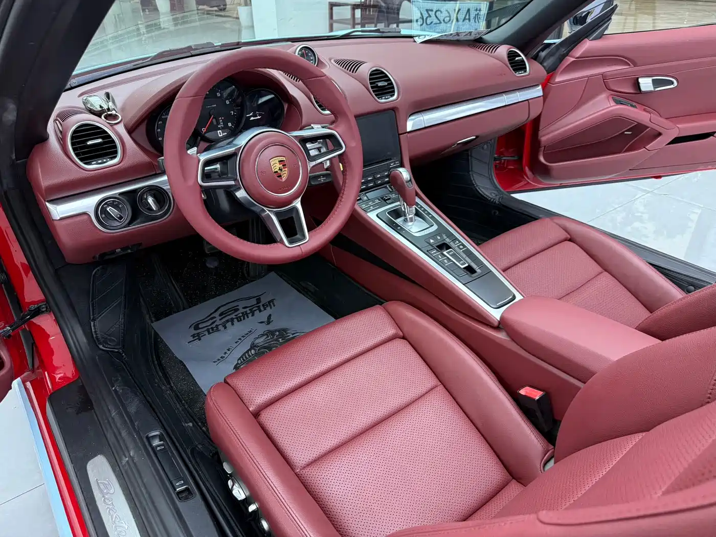 Porsche 718 2016 Boxster 2.0T фото 9