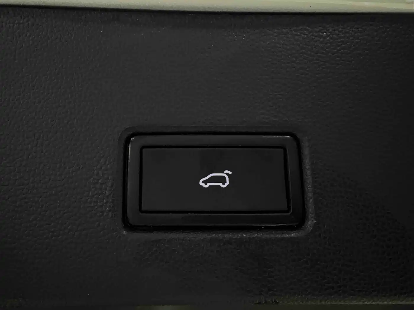 Volkswagen T-ROC 2022 280TSI DSG 2WD Comfort PLUS фото 22