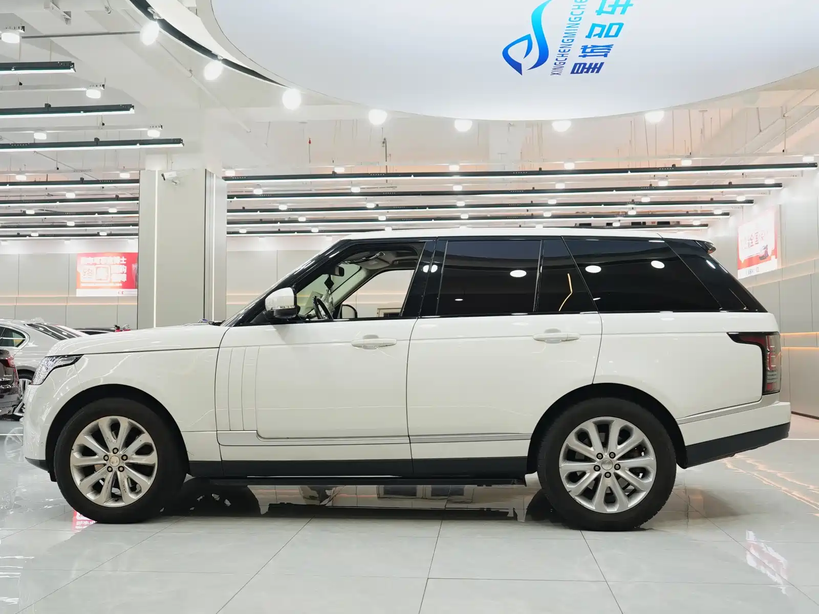 Фото 4 - Land Rover Range Rover