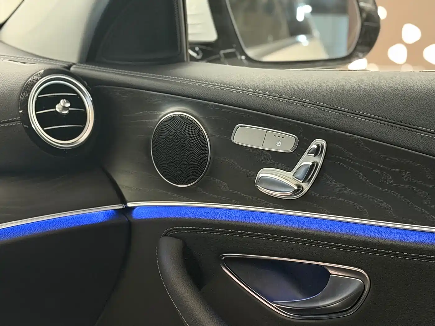 Mercedes-Benz E-Class 2017 E 200 L 4MATIC фото 13