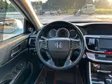 Фото 19 - Honda Accord