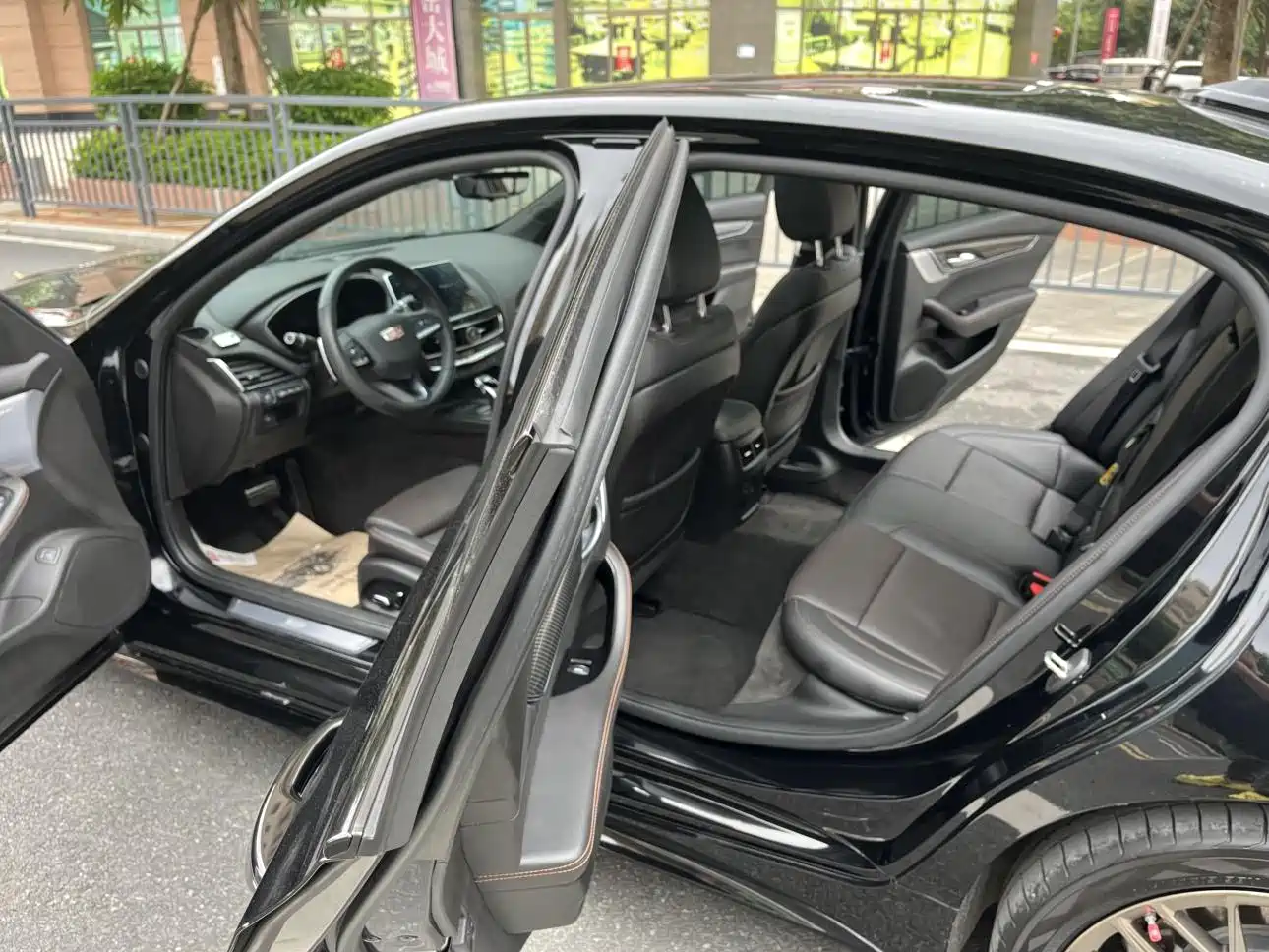 Cadillac CT5 2023 28T Platinum Style фото 10