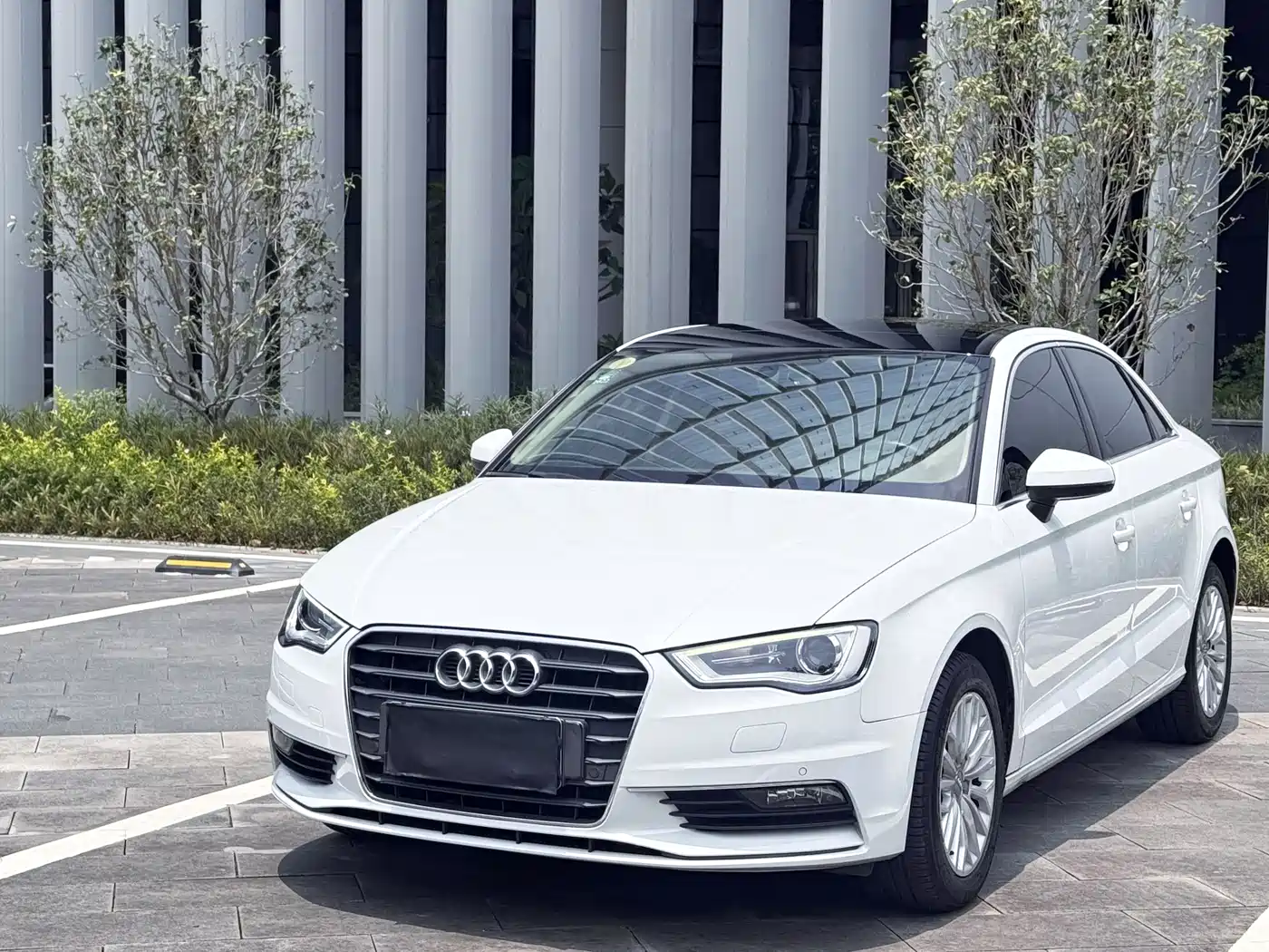 Audi A3 2016 Limousine 35 TFSI Leadership