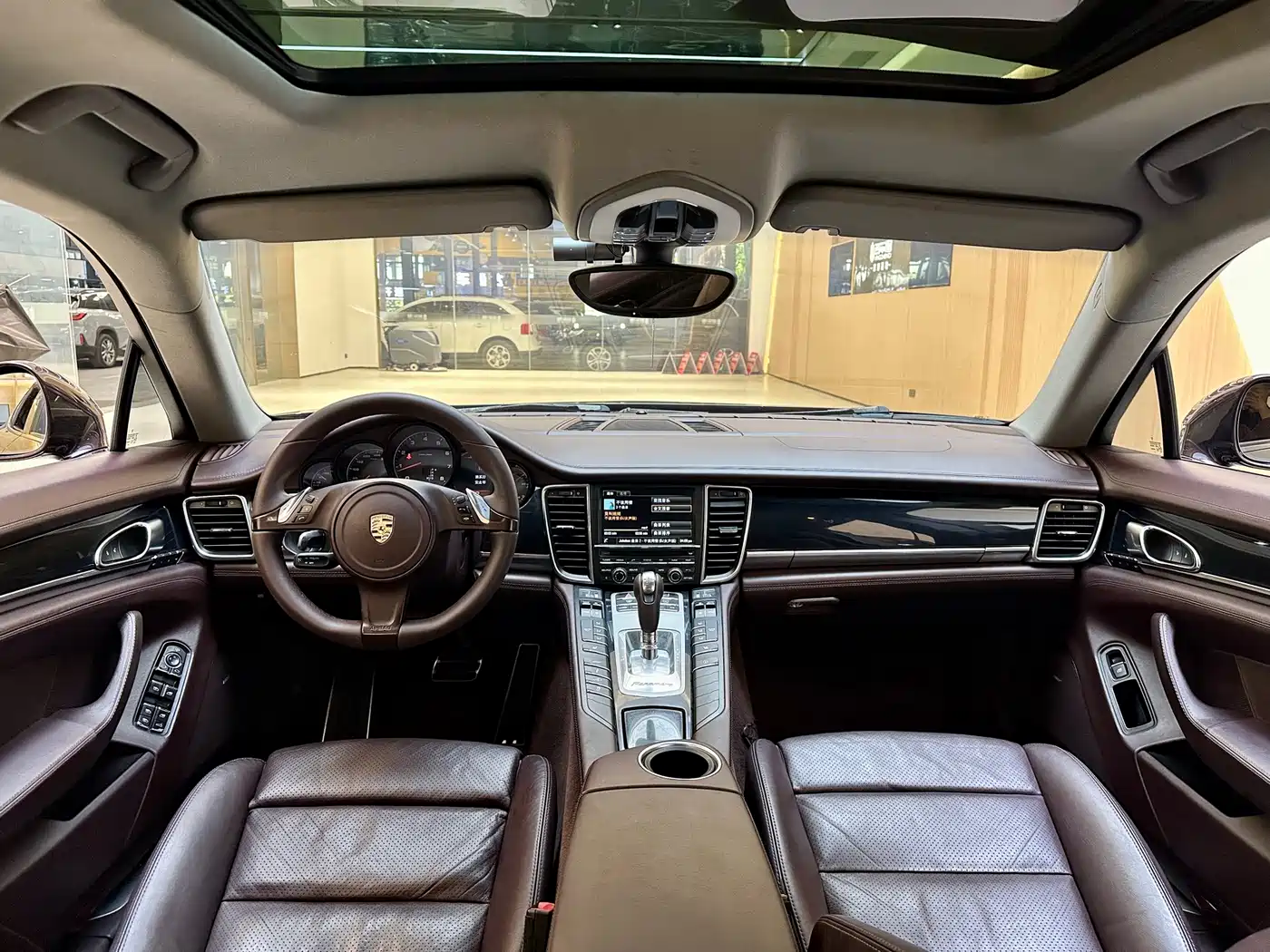 Porsche Panamera 2014 Panamera 3.0T фото 19