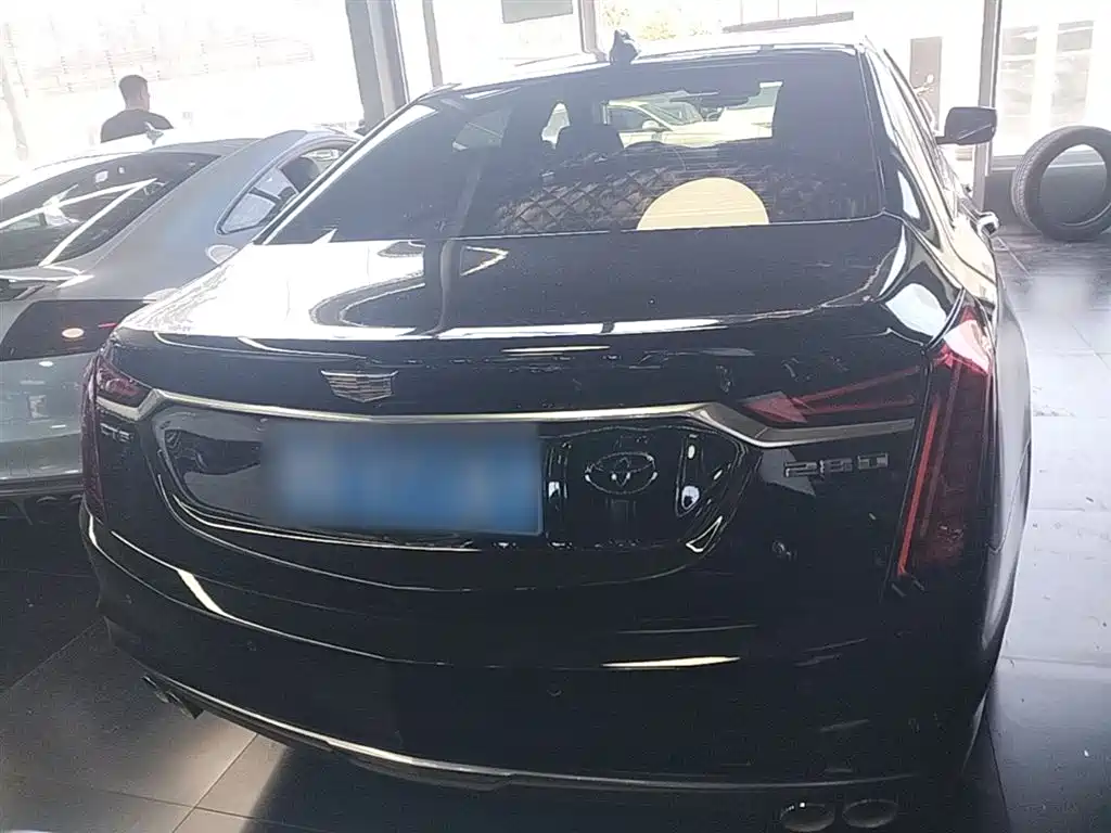 CADILLAC CT6