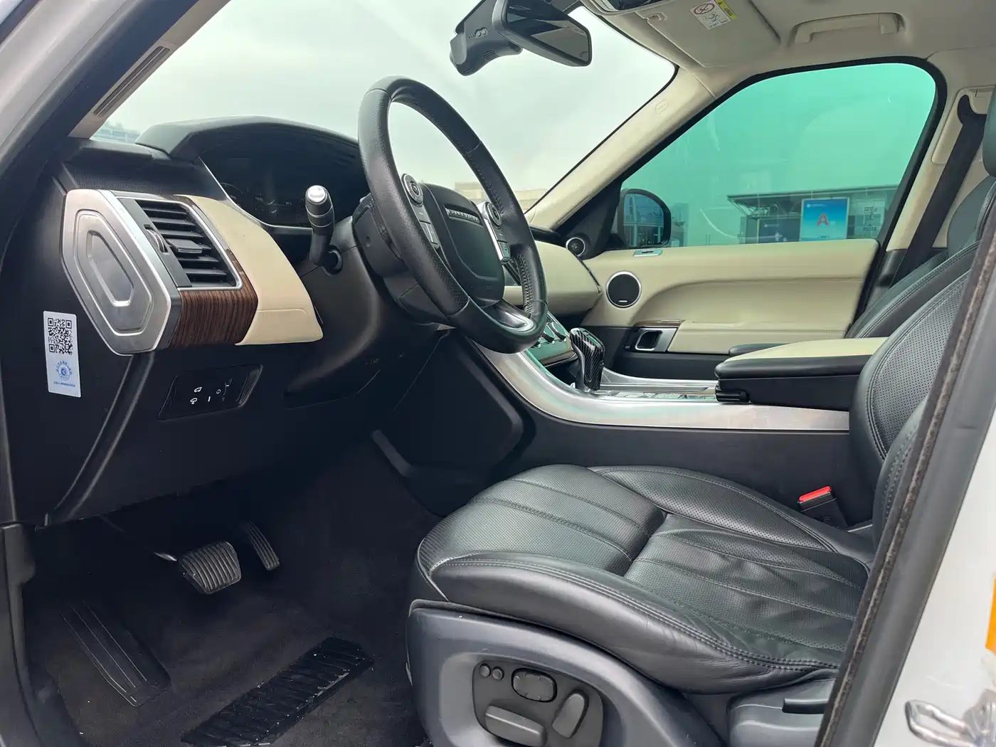 Land Rover Range Rover Sport 2015 3.0 SC V6 HSE фото 8