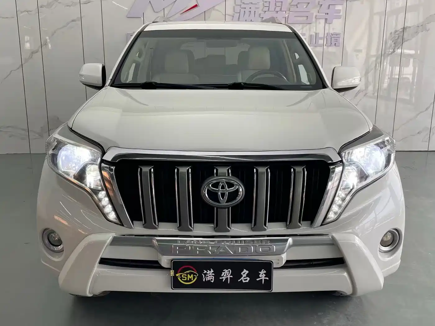 Toyota Prado (Import) 2010 2.7L Automatic Standard фото 2
