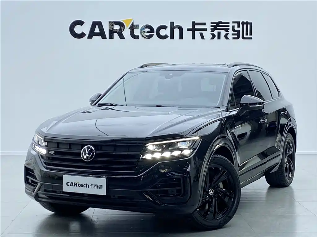 Volkswagen Touareg 2022 3.0TSI Rui Xiang Edition Gloss Black Sport Package фото 2