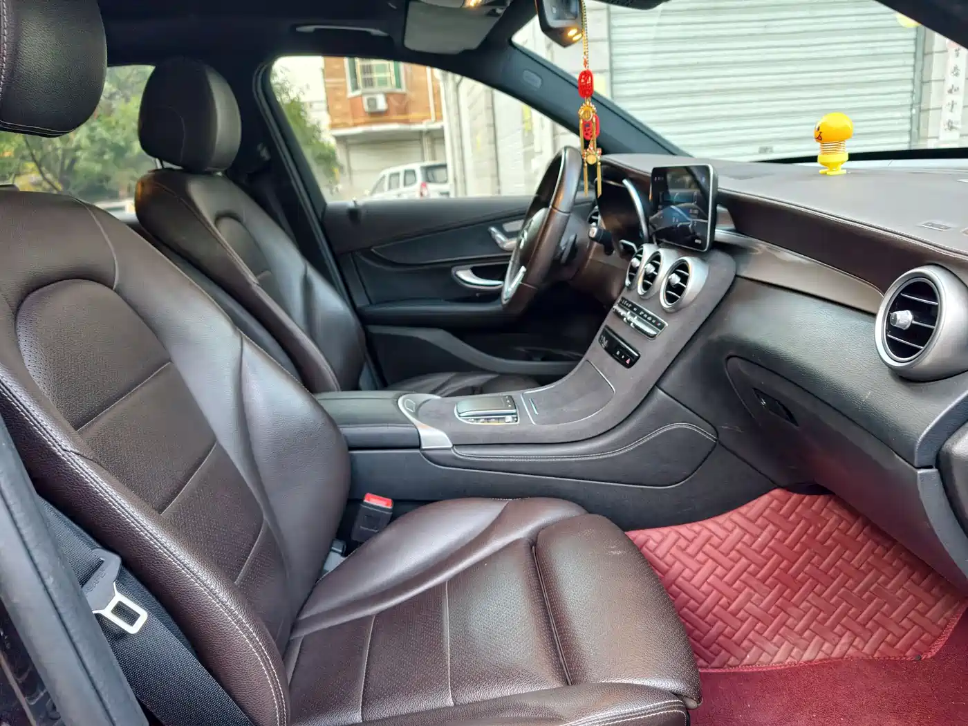 Mercedes-Benz GLC 2020 Facelift GLC 260 L 4MATIC Dynamic фото 18