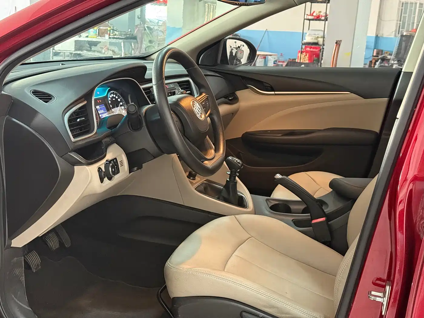 Buick Excelle 2018 15T Manual Progressive (China V) фото 5