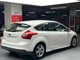 Фото 3 - Ford Focus