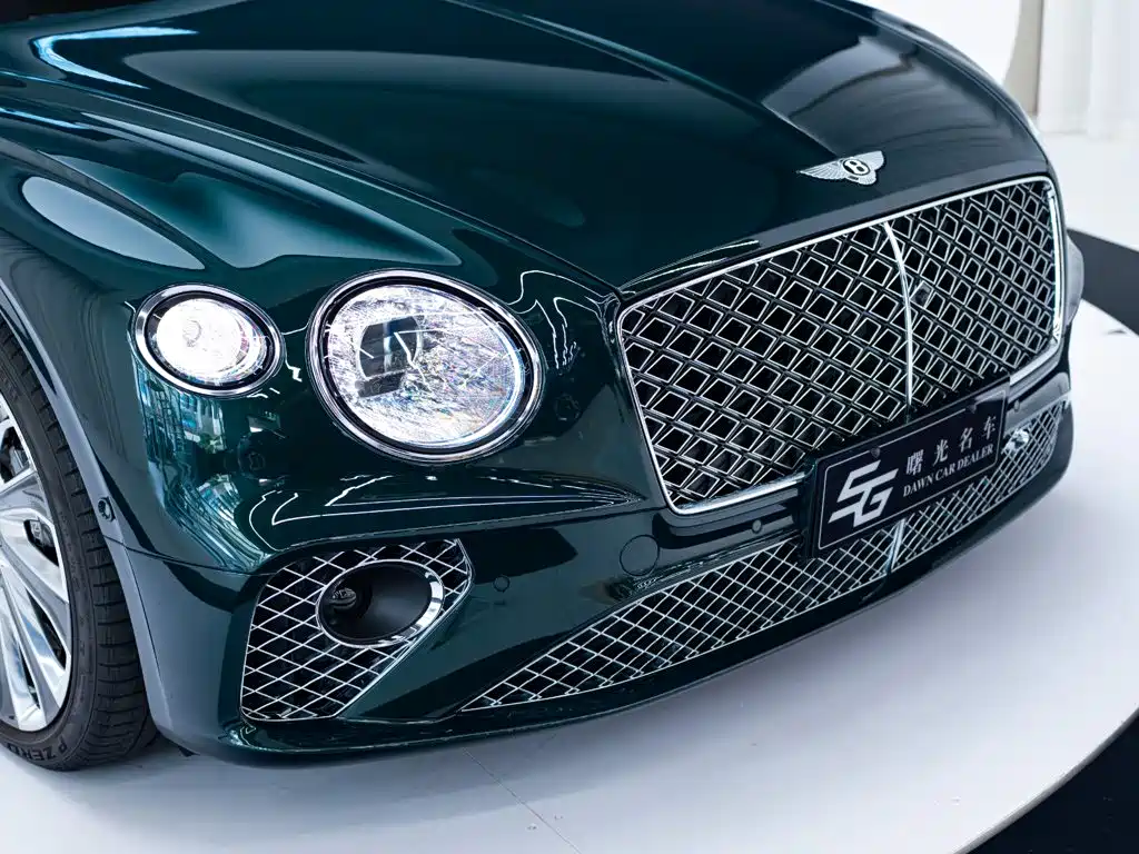Фото 24 - Bentley Continental