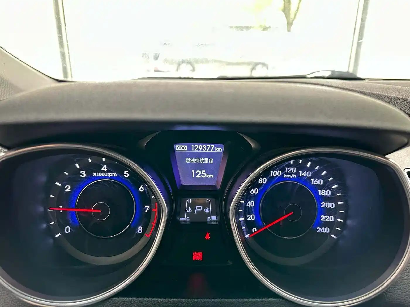 Hyundai Langdong 2013 1.6L Automatic Leading фото 6