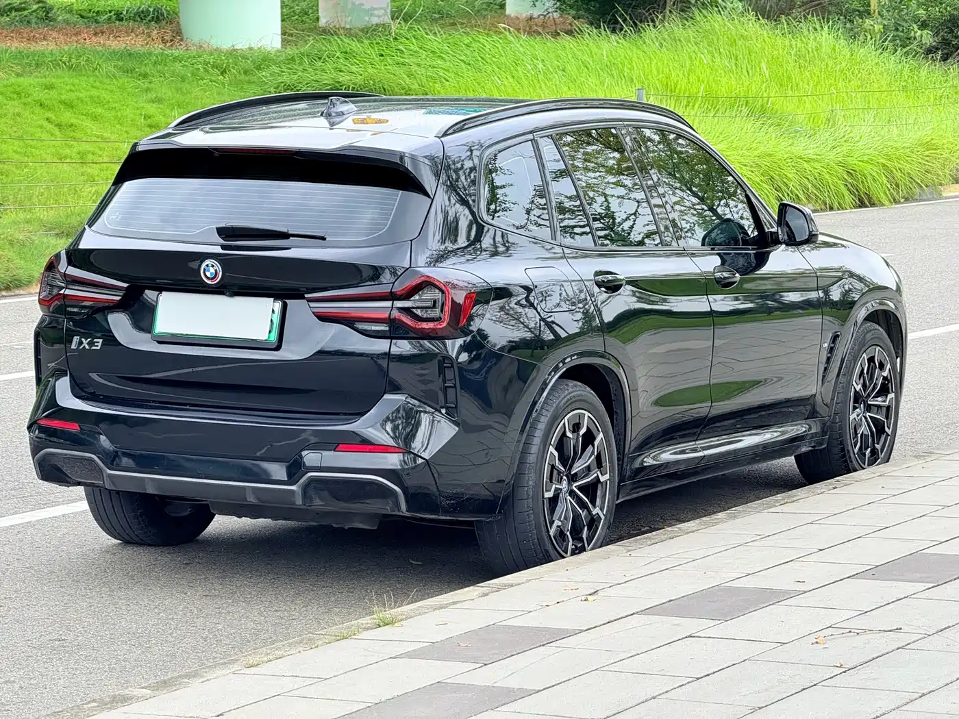 BMW iX3 2021 2022 Leading Edition