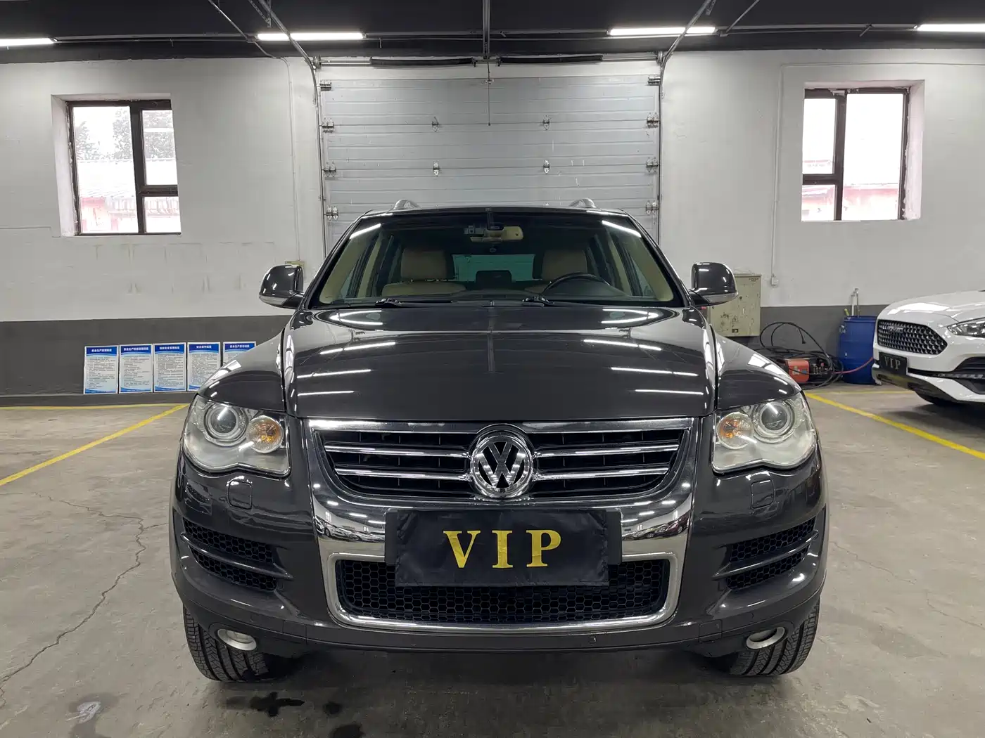Volkswagen Touareg 2007 3.6L Standard Configuration фото 2