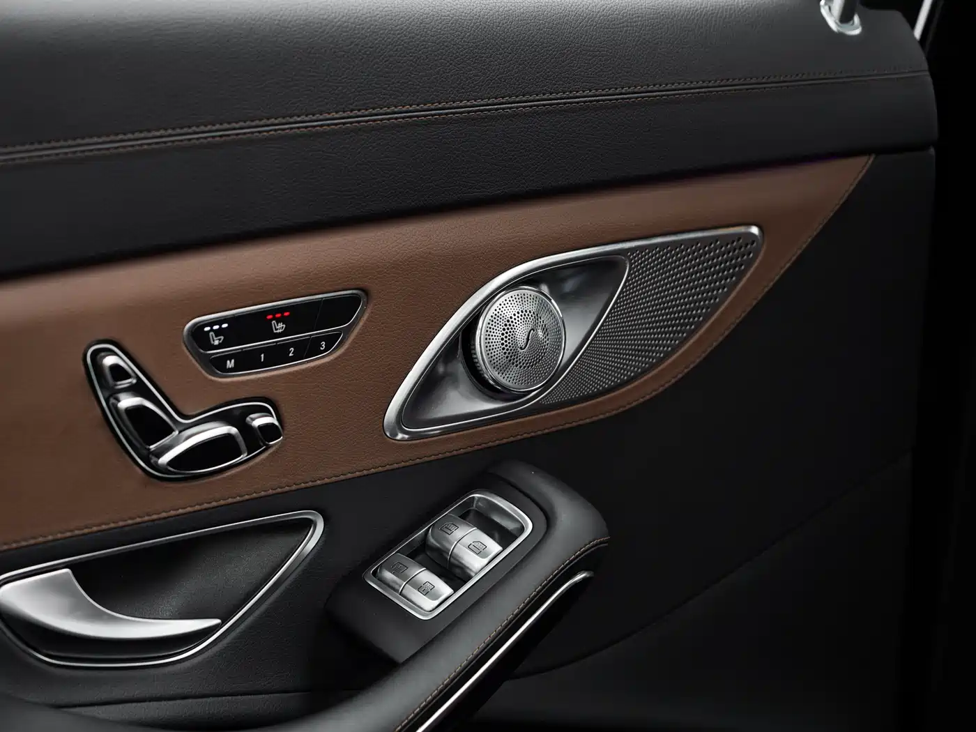 Mercedes-Benz Maybach S-Class 2018 S 560 4MATIC фото 46