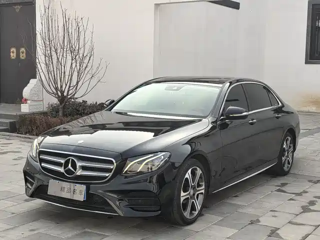MERCEDES-BENZ E CLASS